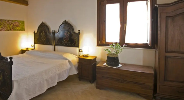 Villa Giardino Paradiso Cefalù con 13 posti letto e piscina riscaldata, Book Villa Hotels in Sicily with a Pool, Swimming Pool