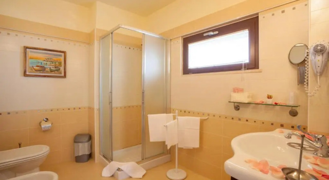 Полулюкс Hotel Caggiari
