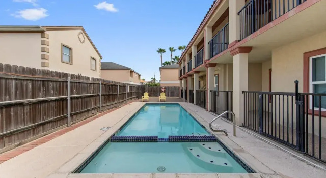 Condo w Semi-private Pool & Just 1 Block to Beach!