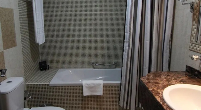Апартаменты Home to Home Hotel Apartments