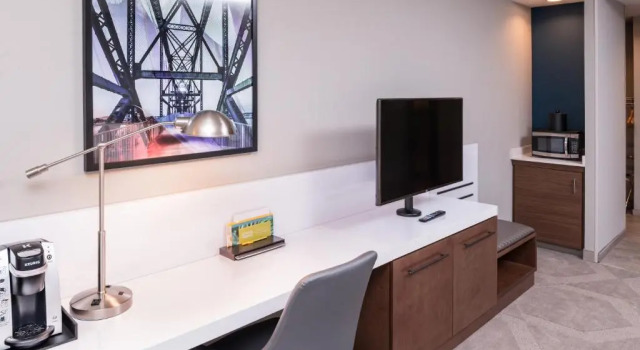 Номер Standard Hilton Garden Inn Little Rock Downtown