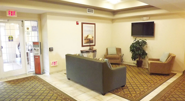 Candlewood Suites Warner Robins, Boek Hotel Hotels in Georgia met parkeren, Parkeren