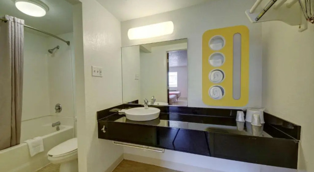 Номер Standard Motel 6-San Antonio, TX - Downtown - Market Square