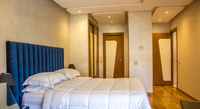 Luxueux appartement avec piscine, Забронировать Апартаменты/квартира Отели Марракеш-Тенсифт-Эль-Хауз с парковкой, Парковка