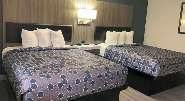 Четырёхместный номер Standard Baymont by Wyndham Kent - Seattle