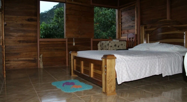 cosTURRIca, Book Hotel Turrialba 
