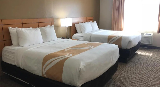 Standardowy czteroosobowy pokój Quality Inn & Suites Springfield
