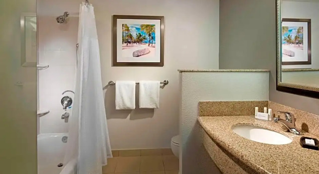 Номер Standard Courtyard by Marriott Fort Lauderdale Airport & Cruise Port