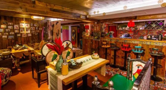 Huage Hostel
