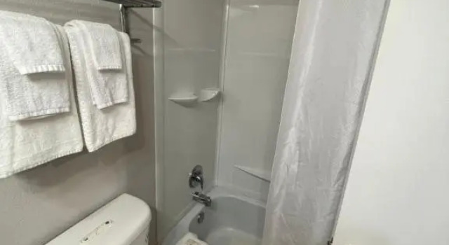 Люкс Quality Inn Fort Worth - Downtown East
