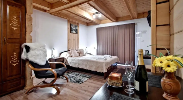 Двухместный номер Classic с балконом Magnat Inn Sauna & Relax