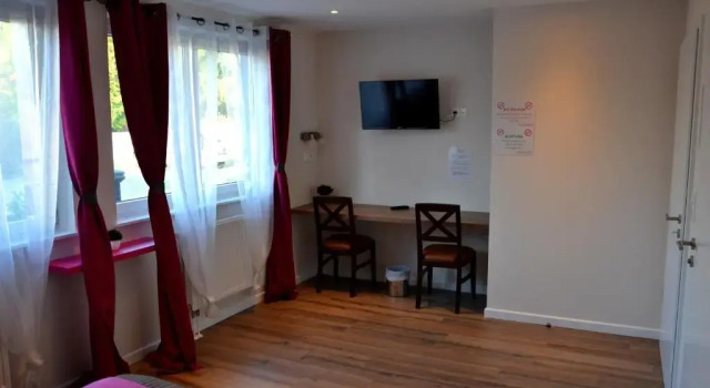Номер Comfort Hôtel Restaurant La Couronne