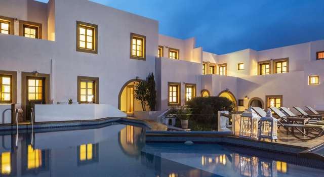 The Petra, Small Luxury Hotels of the World, Забронировать Отель Грикос Патмос