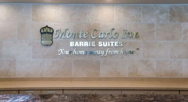 Monte Carlo Inn Barrie, Rezerwuj Hotel Hotele 3-gwiazdkowe w Simcoe County, 3*