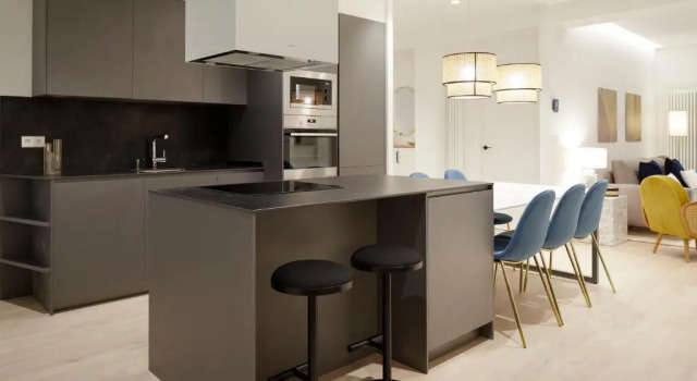 Mayor Suite 8 by Feelfree Rentals, Rezerwuj Hotel Hotele w Baskonia z parkingiem, Parking