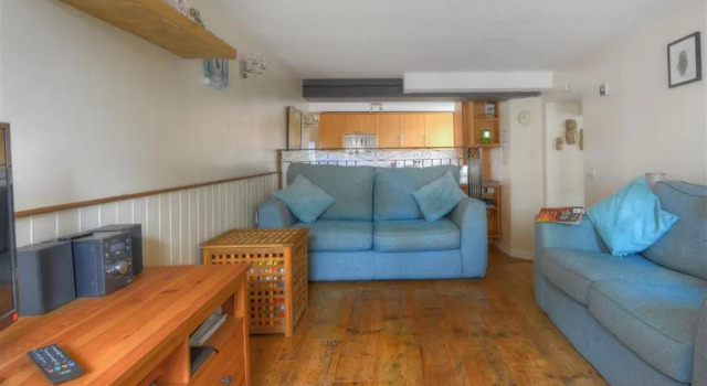 1 New Inn Corner