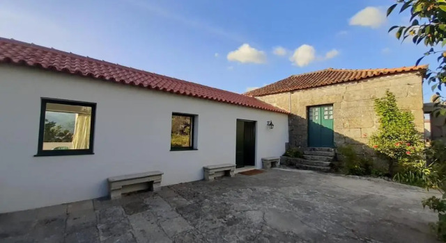 Casa do Casal em Resende com Vista Para o Rio Douro, Rezerwuj Hotel Hotele w Resende z basenem, Basen