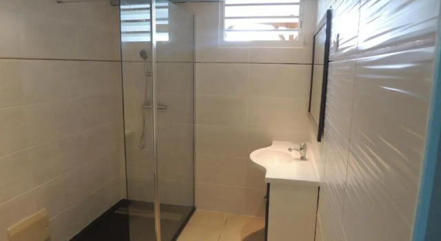 Коттедж с 2 комнатами Gîtes Hotel Couleur Caraibes