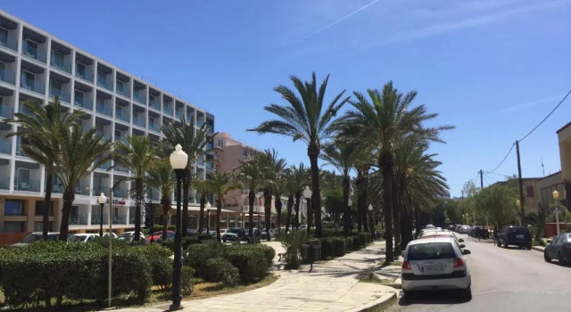 Апартаменты Alkyoni City Apartment