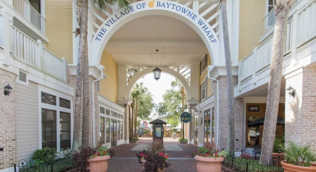 Grand SanDestin 2910 by RealJoy, Rezerwuj Hotel Hotele w Emerald Coast z parkingiem, Parking