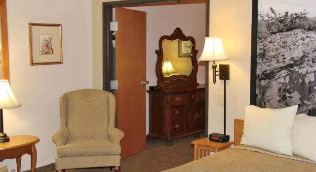 Двухместный люкс Homestead Inn and Suites