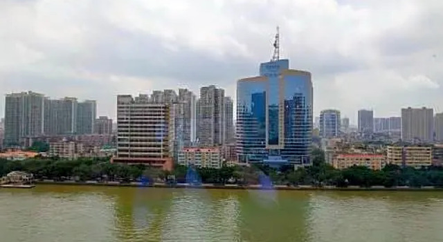 Двухместный номер Deluxe с видом на реку Howard Johnson Riverview Hotel Guangzhou