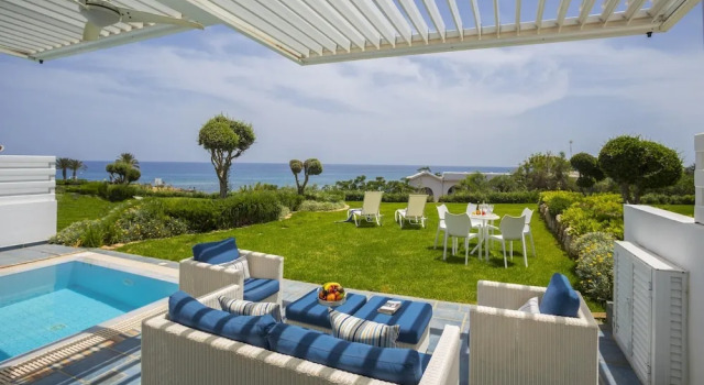 Villa Protaras Seafront Villa Sirina Pearl