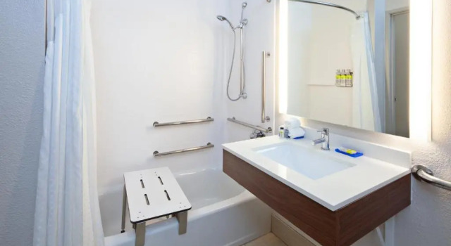 Люкс Holiday Inn Express & Suites Rancho Mirage - Palm Spgs Area by IHG