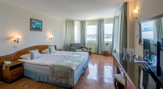 Двухместный номер Standard с балконом и с видом на море Hotel Villa List