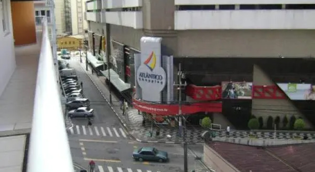 Lindo apartamento em Balneário Camboriú, 1 quadra do mar