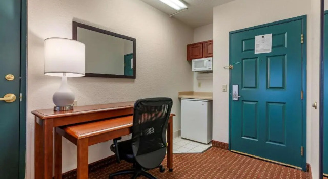 Двухместный номер Business Clarion Suites at The Alliant Energy Center