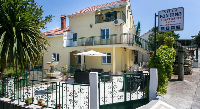 Vila Terra-Fontana, Забронировать Отель Отели Цавтат с парковкой, рядом с Пляж Цавтат, Парковка