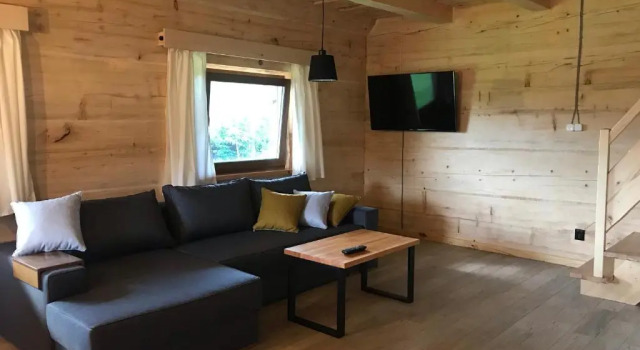 Bieszczadzkie Chatki - Willa Stasia, Boek Hotel Hotels in Subkarpaten met parkeren, Parkeren
