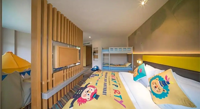 Люкс с видом на реку Holiday Inn Express Emei Mountain