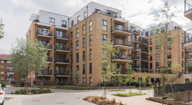 Luxury 1 Bed Apartment With Balcony In Greenwich, Varaa Huoneisto Asunnot kohteessa Merseyside, Huoneisto