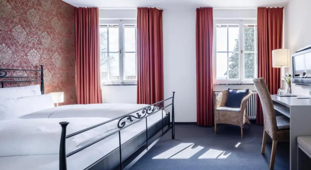 Двухместный номер с видом на озеро Villa Neugarten