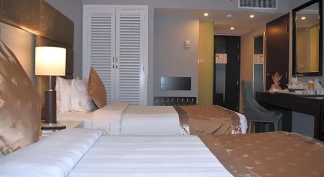 Camera Executive Ramada Plaza by Wyndham Karachi Airport Hotel