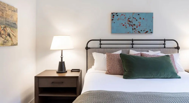 Номер Standard The Blake Residences