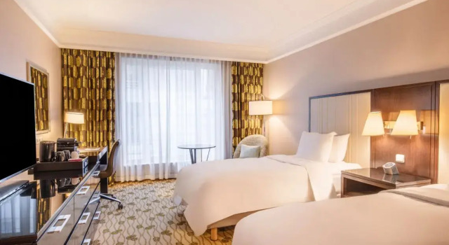 Двухместный номер Club Renaissance Brussels Hotel