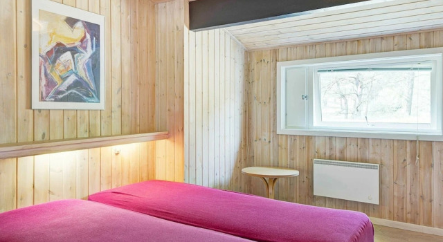 Lovely Holiday Home in Nexø With Whirlpool, Book Feriehus Villaer i Nexø, Villa
