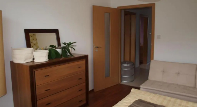 Apartmán Drahovice, Prenota Hotel Hotel a Karlovy Vary con parcheggio, Parcheggio