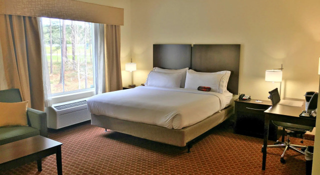 Номер Deluxe Holiday Inn Express DeFuniak Springs by IHG