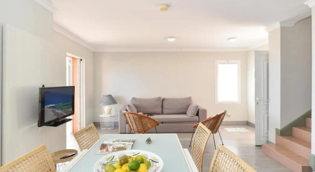 Chalet Santa Ana 19 by VillaGranCanaria, Забронировать Шале Виллы Плайя дель Инглес, рядом с Cita Shopping Center, Вилла