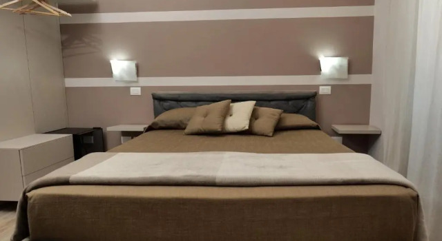 Номер Standard Relais Marlene