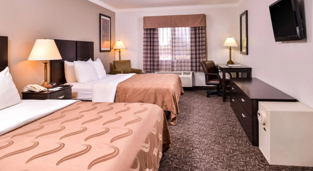 Quality Inn and Suites Beaumont, Book Hotel Hoteller i Beaumont med pool, Swimmingpool