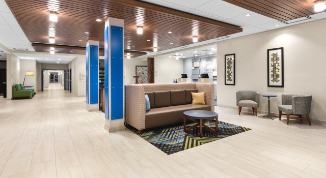 Holiday Inn Express & Suites Suisun City by IHG