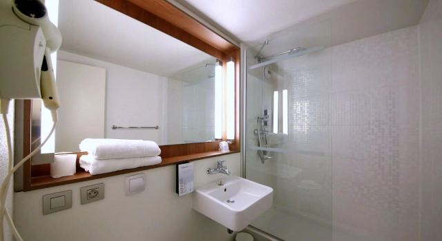 Двухместный номер Standard Campanile Aix En Provence Ouest - Jas de Bouffan