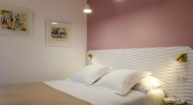 Двухместный номер Comfort Hôtel le XIX
