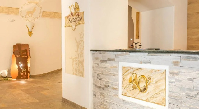 Sterzinger Posthotel, Rezerwuj Hotel Hotele w Tyrol z parkingiem, Parking