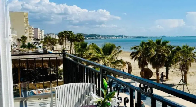 Hotel Saly, Rezerwuj Hotel Durrës Durres County